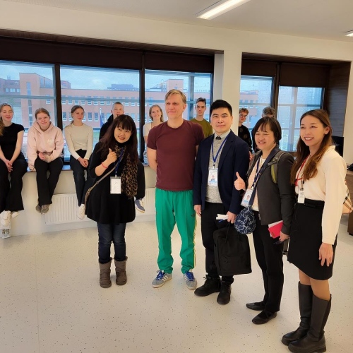 Taiwani delegatsioon lavalises liikumises