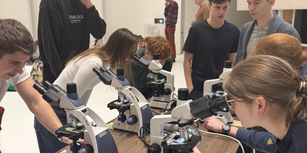 Mikroskoopidega määramine MURG Karikal
